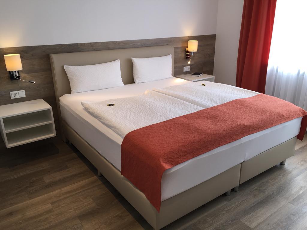 Pension Haus Erika Stadtprozelten Экстерьер фото